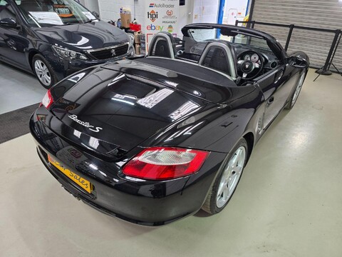 Porsche Boxster 24V S 22