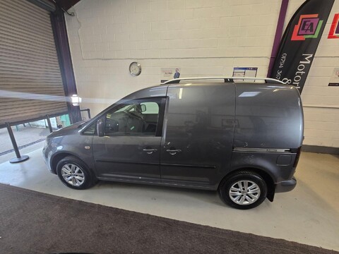 Volkswagen Caddy C20 TDI HIGHLINE 5