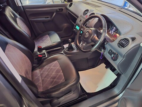 Volkswagen Caddy C20 TDI HIGHLINE 25