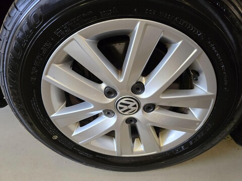 Volkswagen Caddy C20 TDI HIGHLINE 28