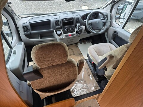 Autocruise Starspirit Motor Home 23