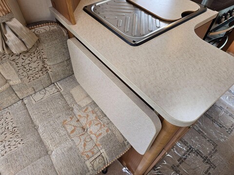 Autocruise Starspirit Motor Home 38