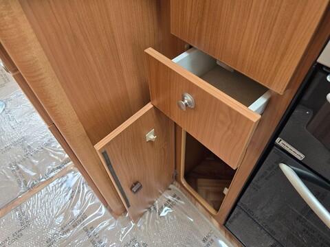 Autocruise Starspirit Motor Home 48