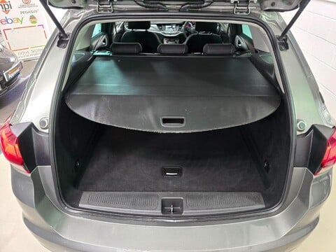 Vauxhall Astra DESIGN ECOTEC S/S 9