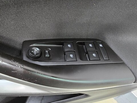 Vauxhall Astra DESIGN ECOTEC S/S 29