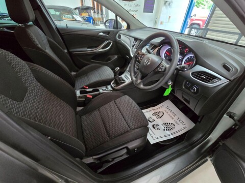 Vauxhall Astra DESIGN ECOTEC S/S 31