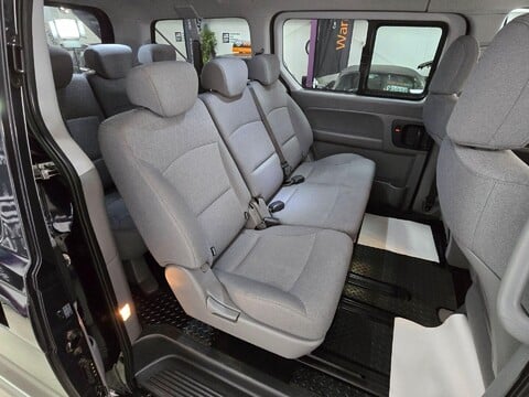 Hyundai I800 CRDI SE NAV 16