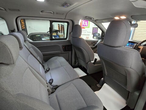 Hyundai I800 CRDI SE NAV 17