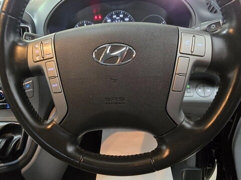 Hyundai I800 CRDI SE NAV 28