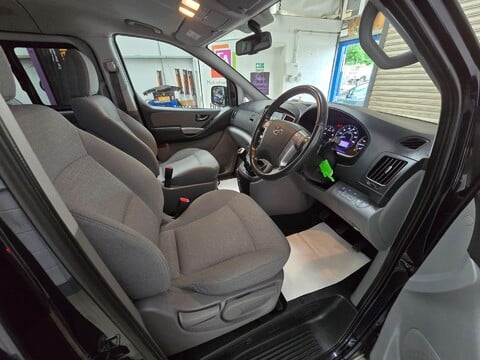 Hyundai I800 CRDI SE NAV 33