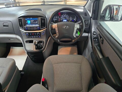 Hyundai I800 CRDI SE NAV 27