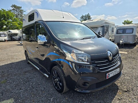 Renault Trafic Campervan 7