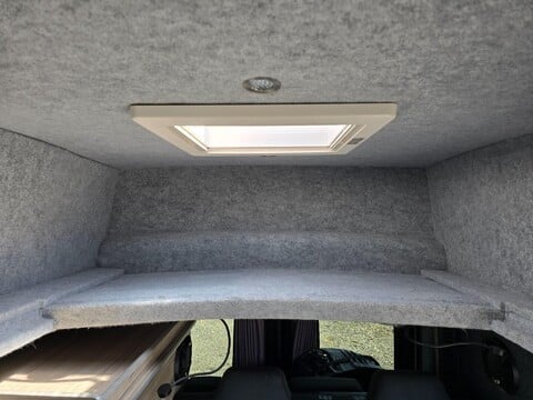 Renault Trafic Campervan 26