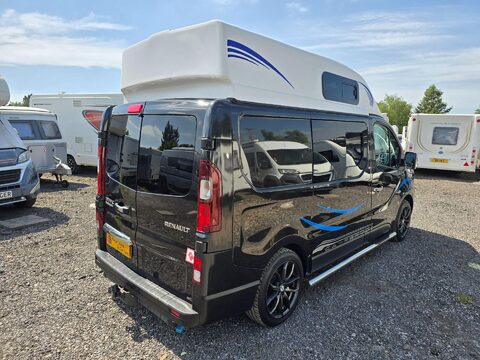 Renault Trafic Campervan 2