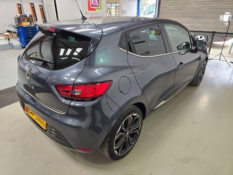 Renault Clio ICONIC TCE 2