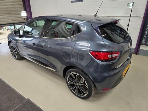 Renault Clio ICONIC TCE 7
