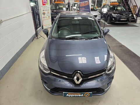 Renault Clio ICONIC TCE 15