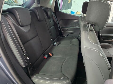 Renault Clio ICONIC TCE 16