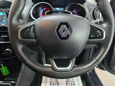 Renault Clio ICONIC TCE 27