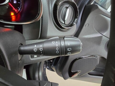 Renault Clio ICONIC TCE 29