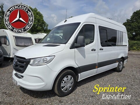 Mercedes-Benz Sprinter 1