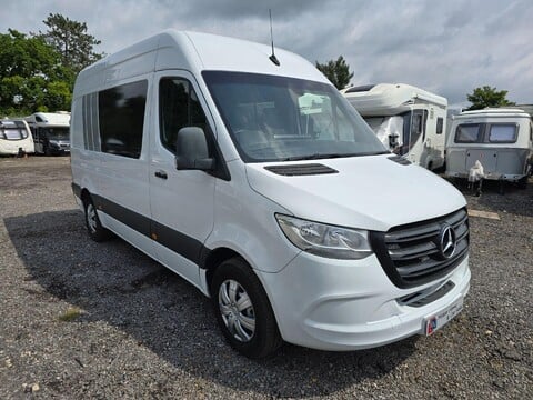 Mercedes-Benz Sprinter 6