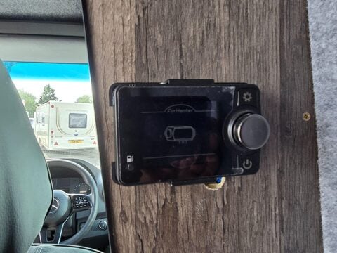Mercedes-Benz Sprinter Stealth Camper 24