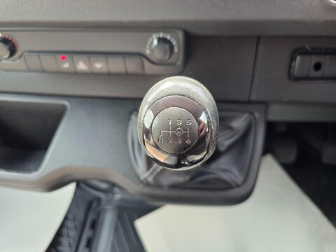 Mercedes-Benz Sprinter Stealth Camper 29