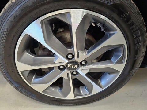 Kia Stonic 2 ISG 37