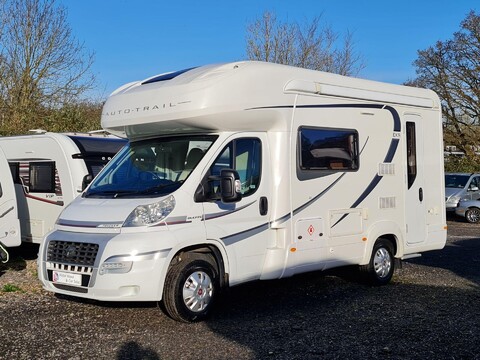Auto-Trail Tracker EKS 5