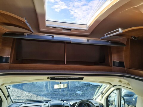 Auto-Trail Tracker EKS 24