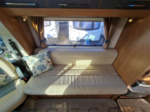 Auto-Trail Tracker EKS 33