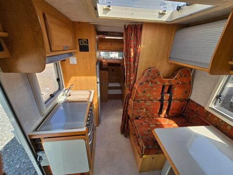 Ahorn Camp TF696 Motor Home 3