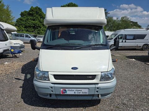 Ahorn Camp TF696 Motor Home 6