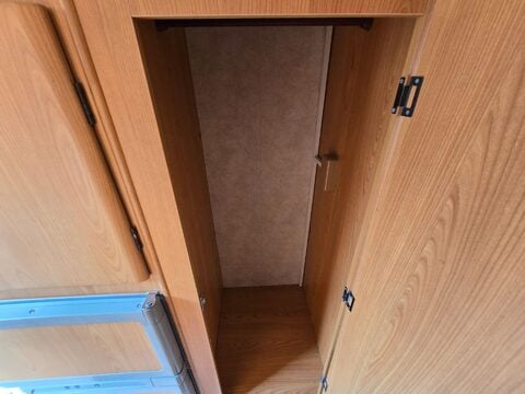 Ahorn Camp TF696 Motor Home 33