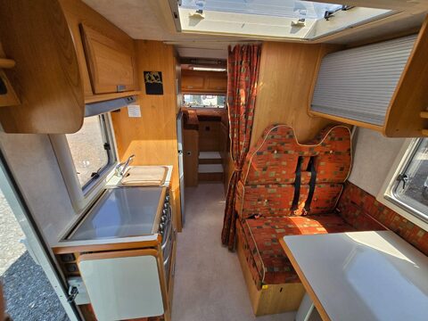 Ahorn Camp TF696 Motor Home 3