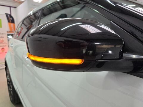 Land Rover Range Rover Evoque SD4 DYNAMIC 46