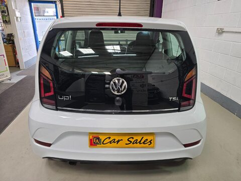 Volkswagen Up HIGH UP TSI 8