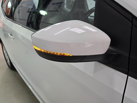 Volkswagen Up HIGH UP TSI 37