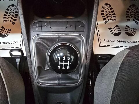 SEAT Ibiza SE TECHNOLOGY 18