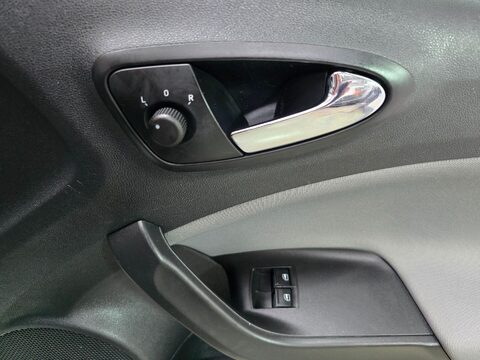 SEAT Ibiza SE TECHNOLOGY 33