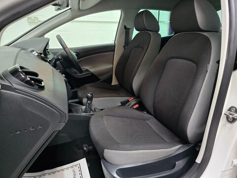 SEAT Ibiza SE TECHNOLOGY 37