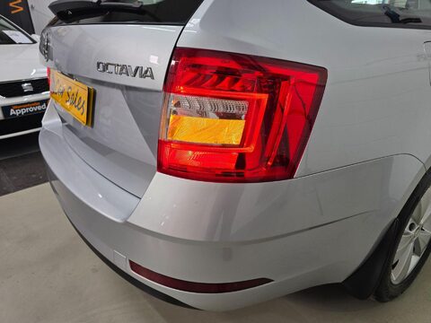 Skoda Octavia 1.6 TDI S Euro 6 (s/s) 5dr 43