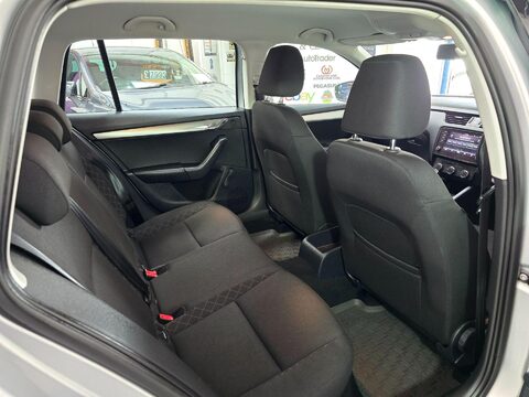 Skoda Octavia 1.6 TDI S Euro 6 (s/s) 5dr 16