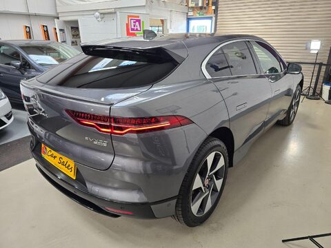 Jaguar I-Pace SE 11
