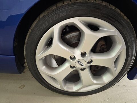 Ford Focus ST-2 34
