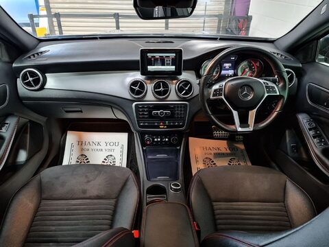 Mercedes-Benz GLA GLA220 CDI 4MATIC AMG LINE PREMIUM PLUS 3