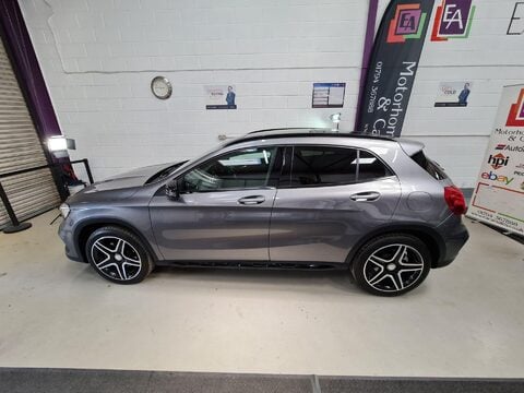 Mercedes-Benz GLA GLA220 CDI 4MATIC AMG LINE PREMIUM PLUS 6