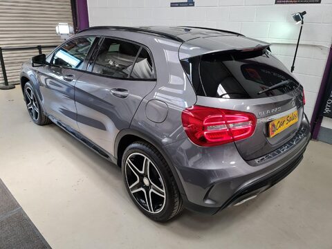 Mercedes-Benz GLA GLA220 CDI 4MATIC AMG LINE PREMIUM PLUS 7