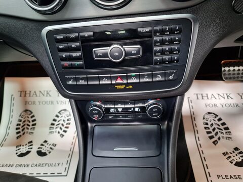 Mercedes-Benz GLA GLA220 CDI 4MATIC AMG LINE PREMIUM PLUS 25